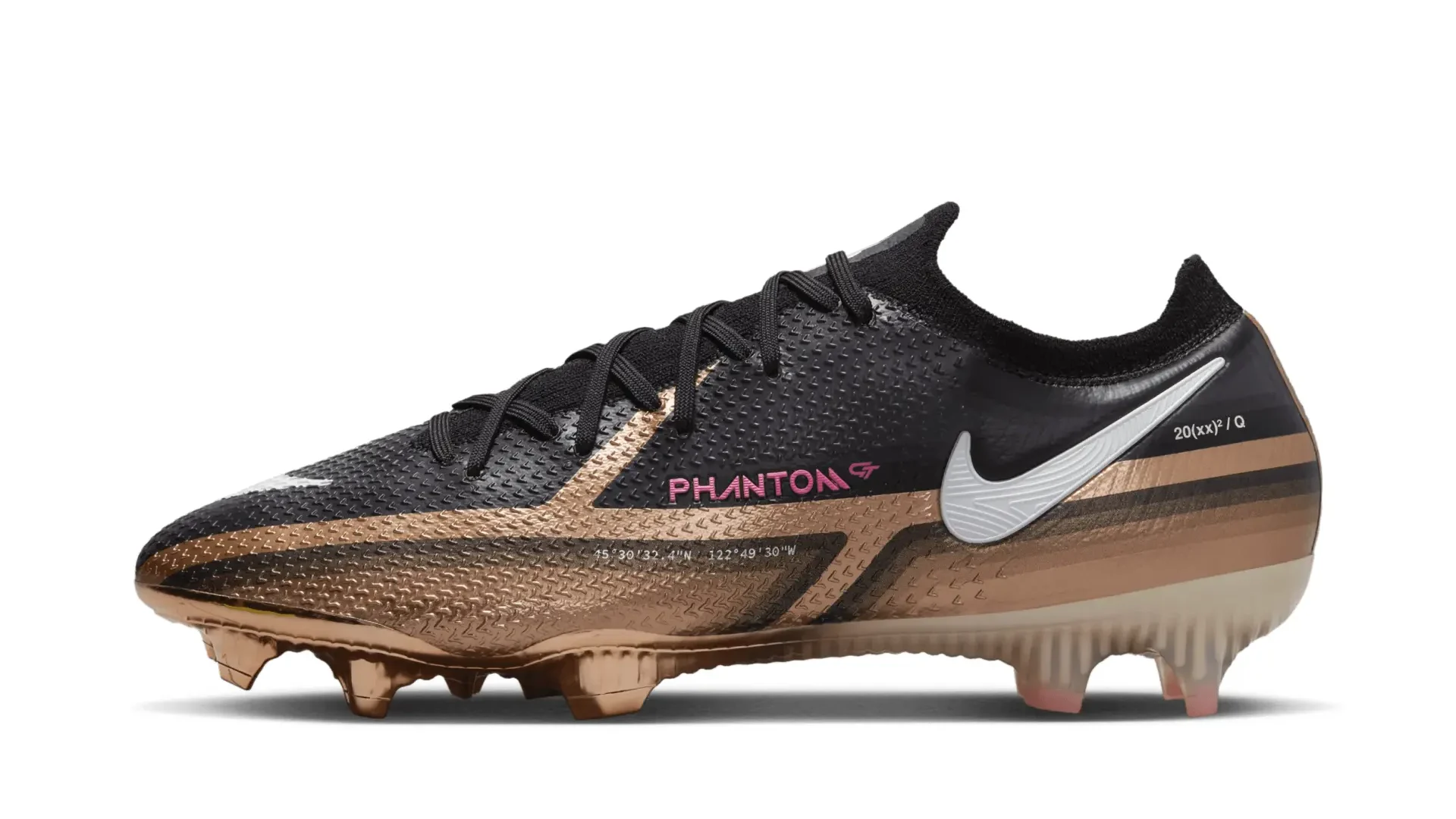 Best soccer cleats for wide feet: Nike Phantom GT Series